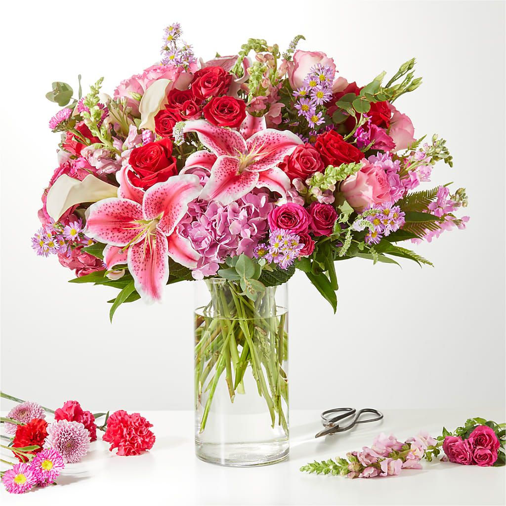 Swooning Over You - A Luxury Florist Original – KIEFER'S FLORIST, Coshocton OH