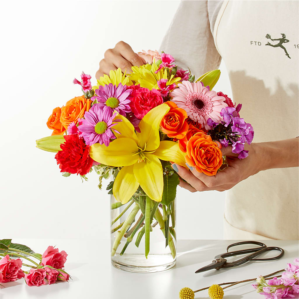 Cue the Confetti - A Florist Original – KIEFER'S FLORIST, Coshocton OH