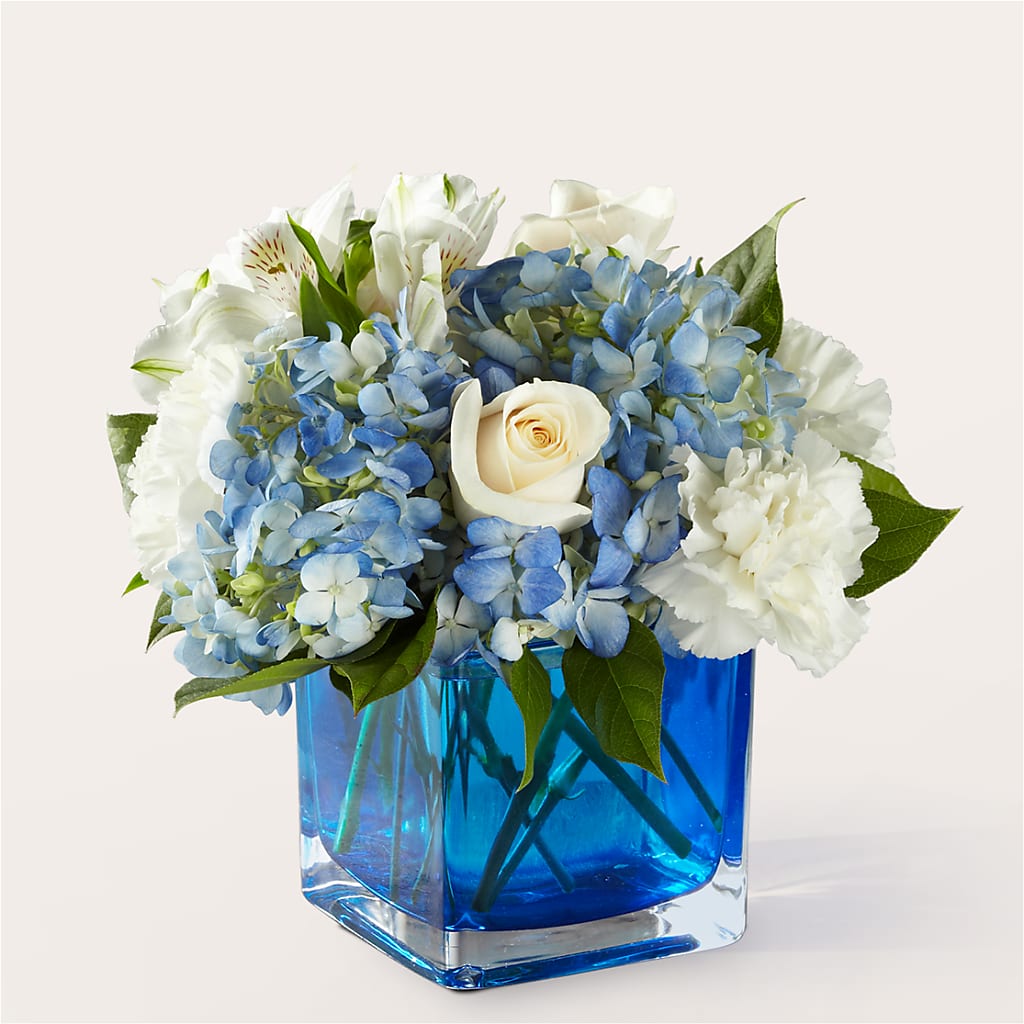 Soothing Waters Bouquet – KIEFER'S FLORIST, Coshocton OH