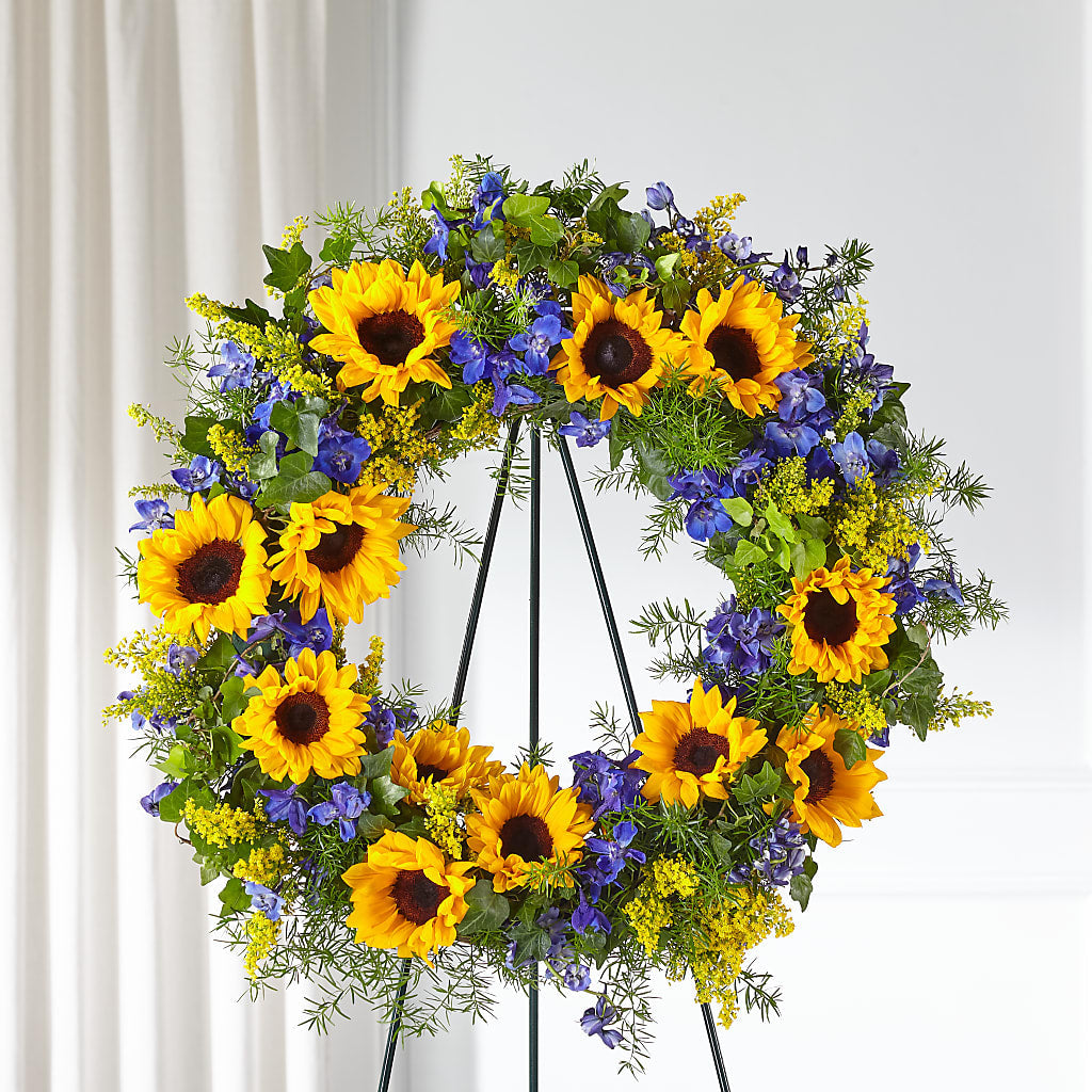 Bright Rays Wreath – KIEFER'S FLORIST, Coshocton OH