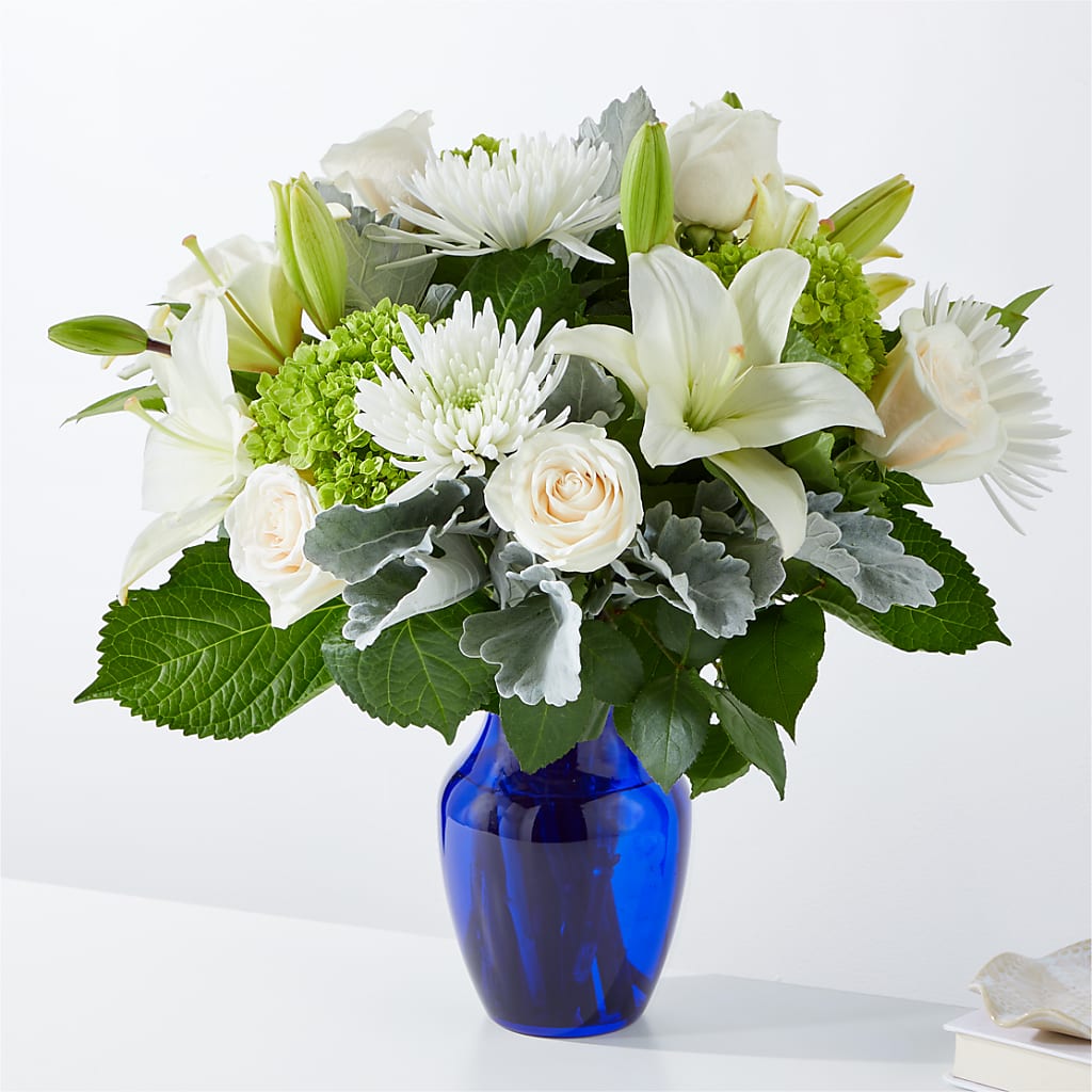 Snowy Dreams Bouquet – KIEFER'S FLORIST, Coshocton OH