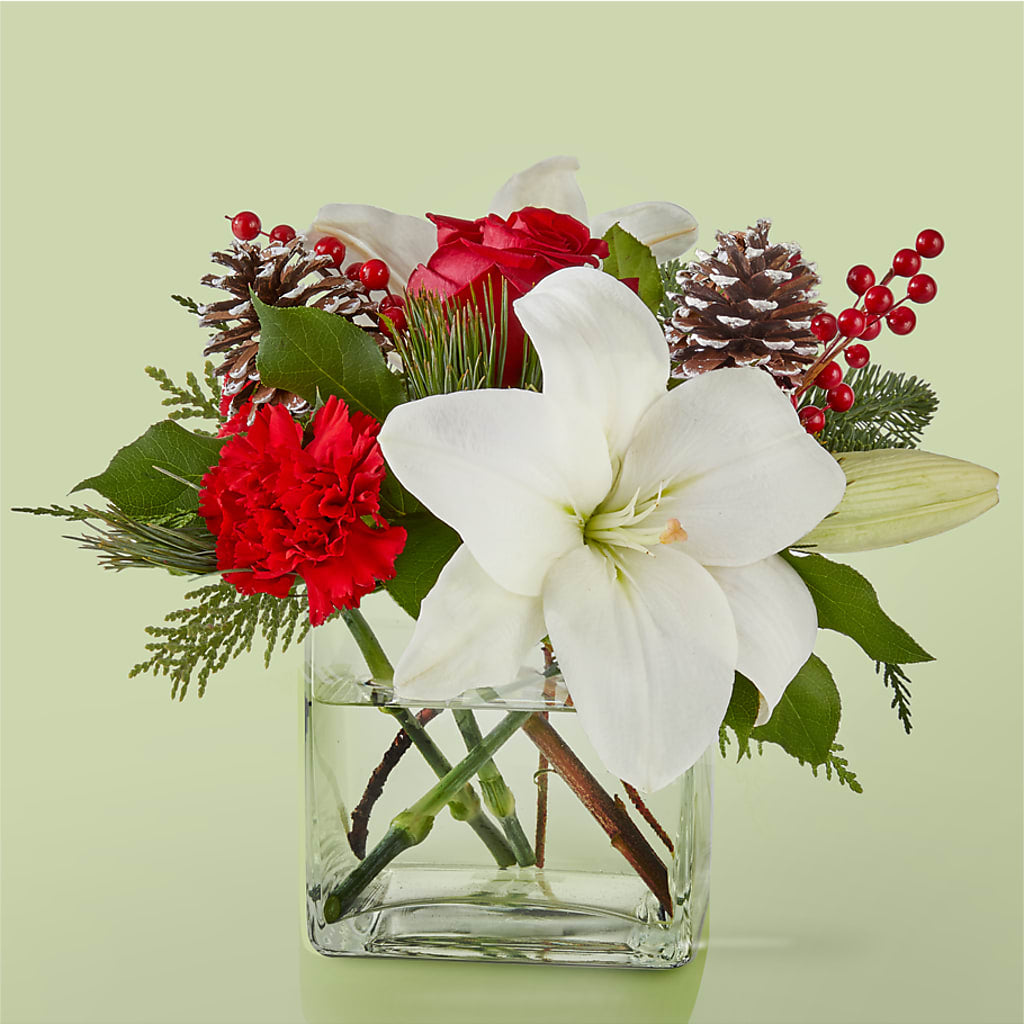 Glistening Icicles Bouquet – KIEFER'S FLORIST, Coshocton OH