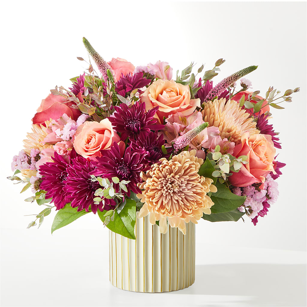 Berry Cobbler Bouquet with Ivory Vase – KIEFER'S FLORIST, Coshocton OH