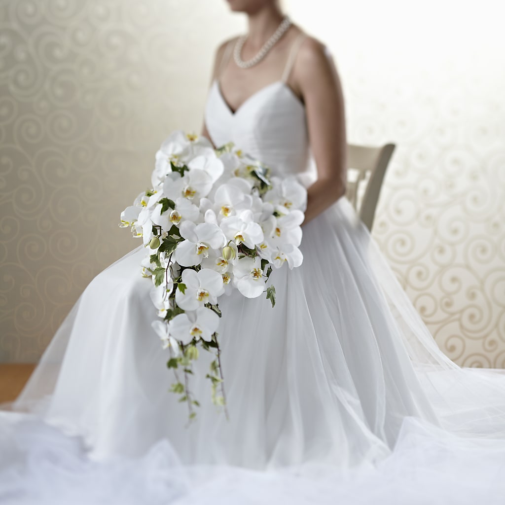 Classic White Bouquet – KIEFER'S FLORIST, Coshocton OH