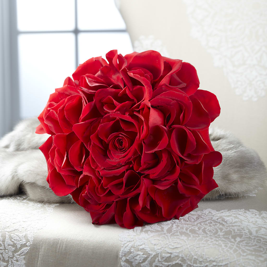 Composite Rose Bouquet – KIEFER'S FLORIST, Coshocton OH