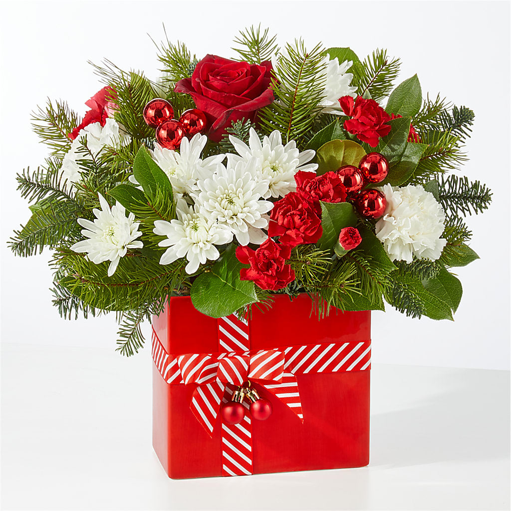 Presents Under the Tree Bouquet – KIEFER'S FLORIST, Coshocton OH
