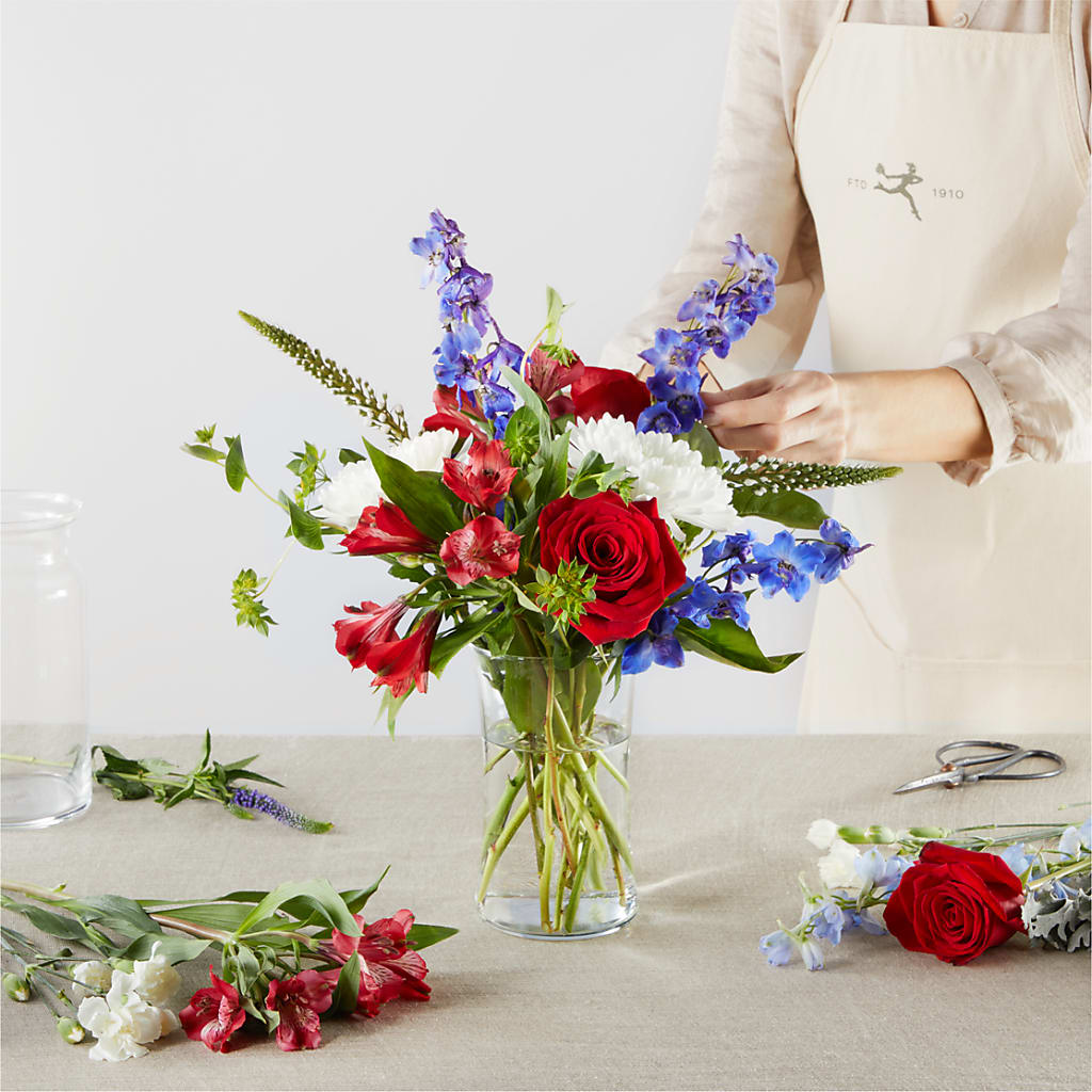 Star Spangled - A Florist Original – KIEFER'S FLORIST, Coshocton OH