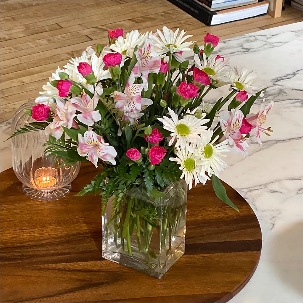 Sweet Surprises® Bouquet – KIEFER'S FLORIST, Coshocton OH