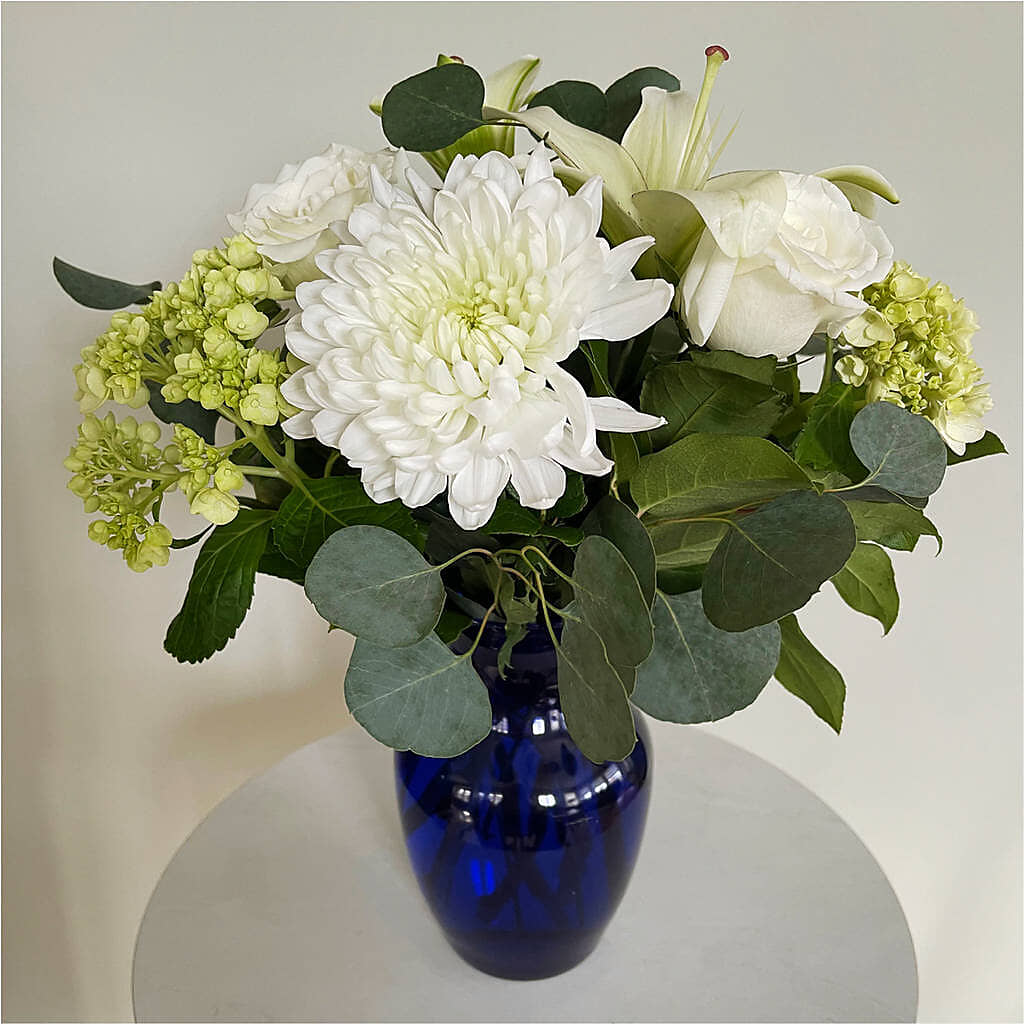 Snowy Dreams Bouquet – KIEFER'S FLORIST, Coshocton OH