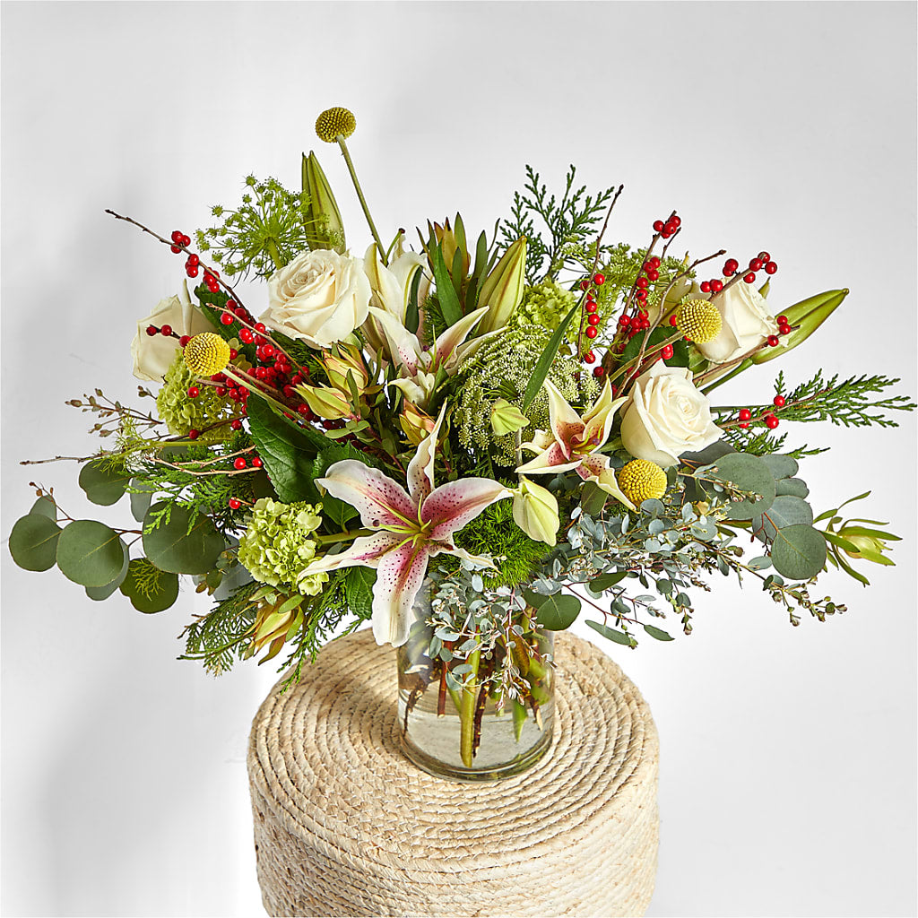 Berry & Bright Bouquet – KIEFER'S FLORIST, Coshocton OH